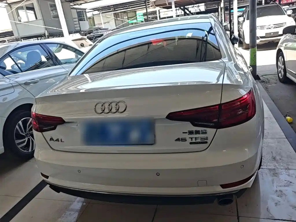 Audi A4L 2017 45 TFSI quattro Style Edition фото 6