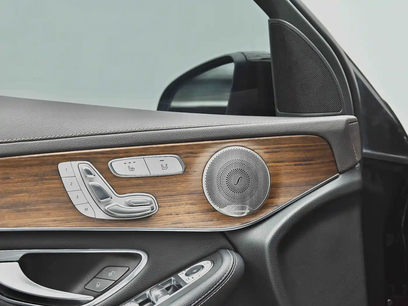 Mercedes-Benz GLC 2021 GLC 300 L 4MATIC Sporty фото 29