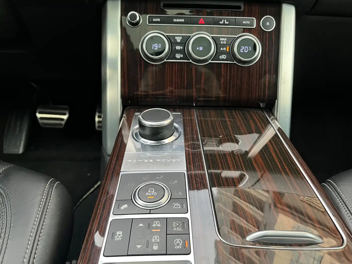 Land Rover Range Rover 2015 5.0 SC V8 AB Prestigious Genesis Extended Edition фото 10