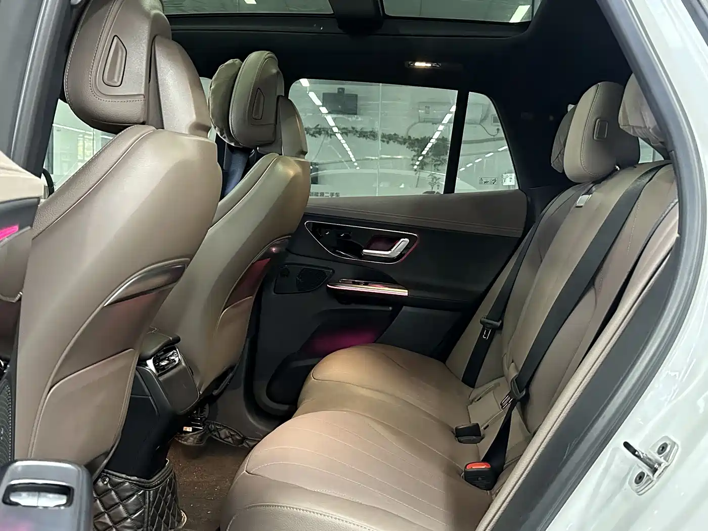 MERCEDES-BENZ EQE SUV