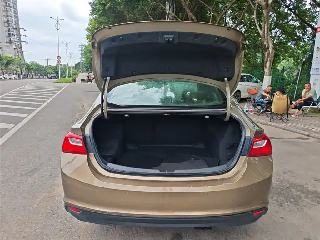 Chevrolet Malibu XL 2016 1.5T Dual-Clutch Ruichi Edition фото 19