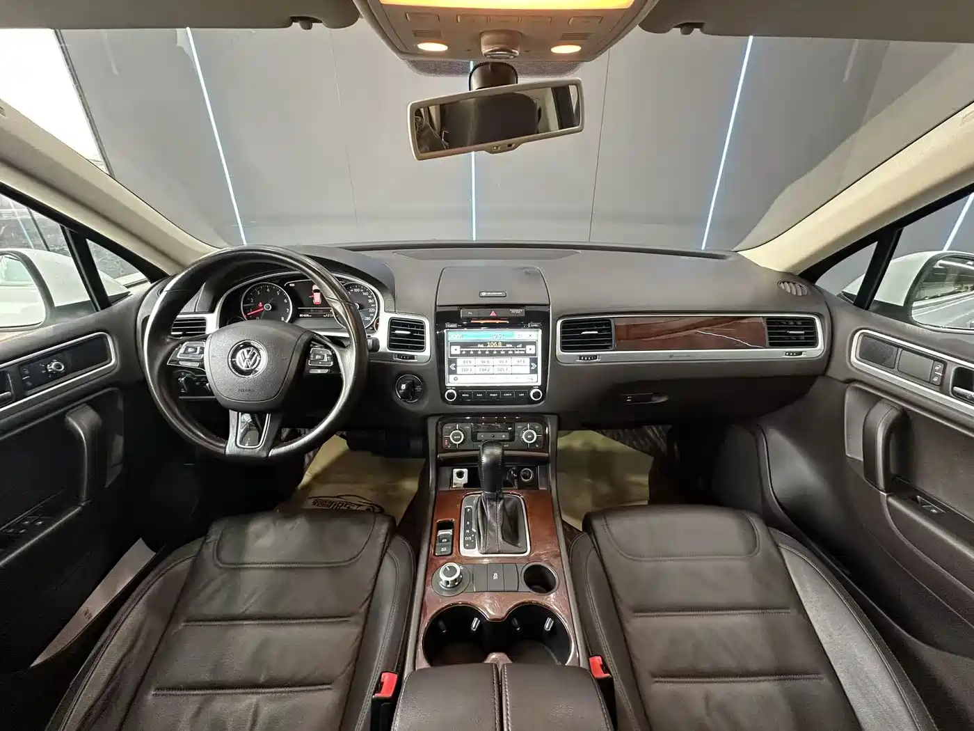 Volkswagen Touareg 2011 3.0TSI Standard фото 9