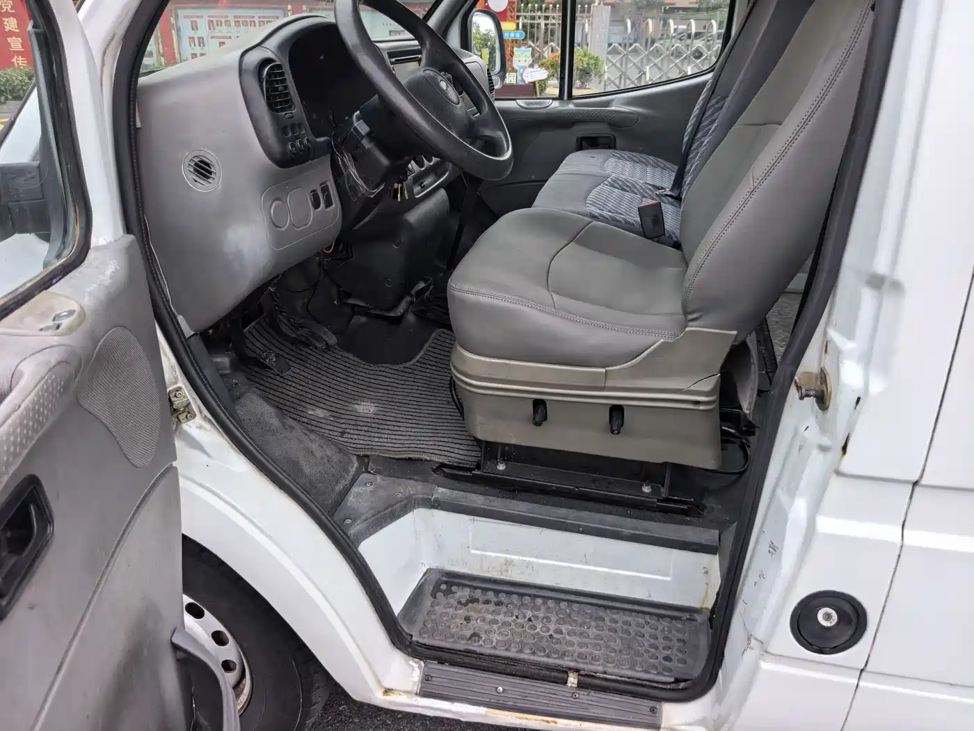 Ford Classic Transit 2014 2013 2.8T Diesel Standard Short Wheelbase Medium Roof JX493ZLQ3A