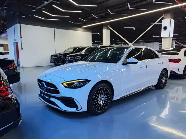 MERCEDES-BENZ CLASS C 2023