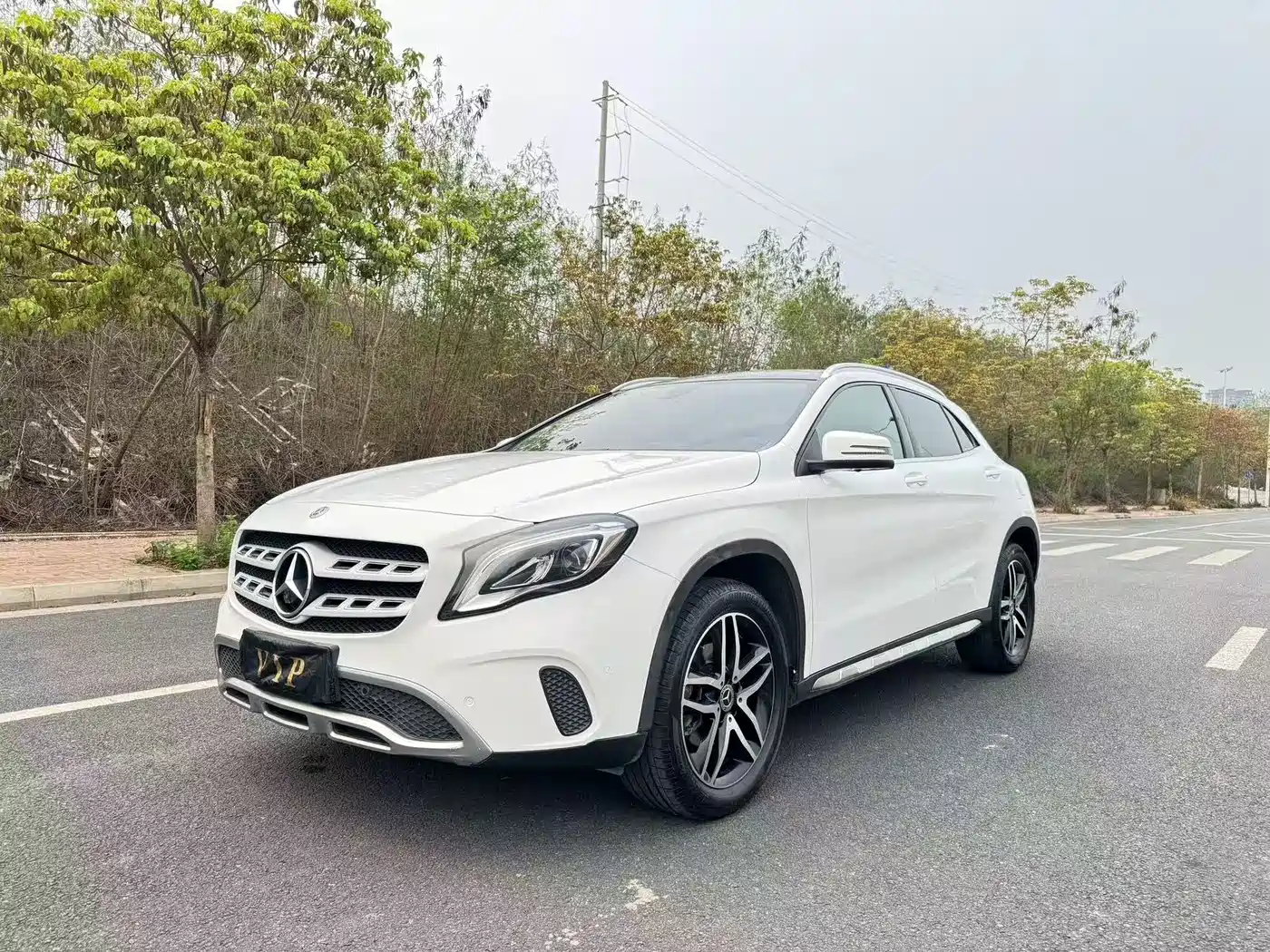 Mercedes-Benz GLA 2017 GLA 200 Fashion