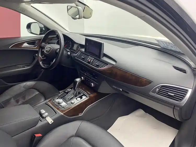 Audi A6L 2016 TFSI Comfort фото 13