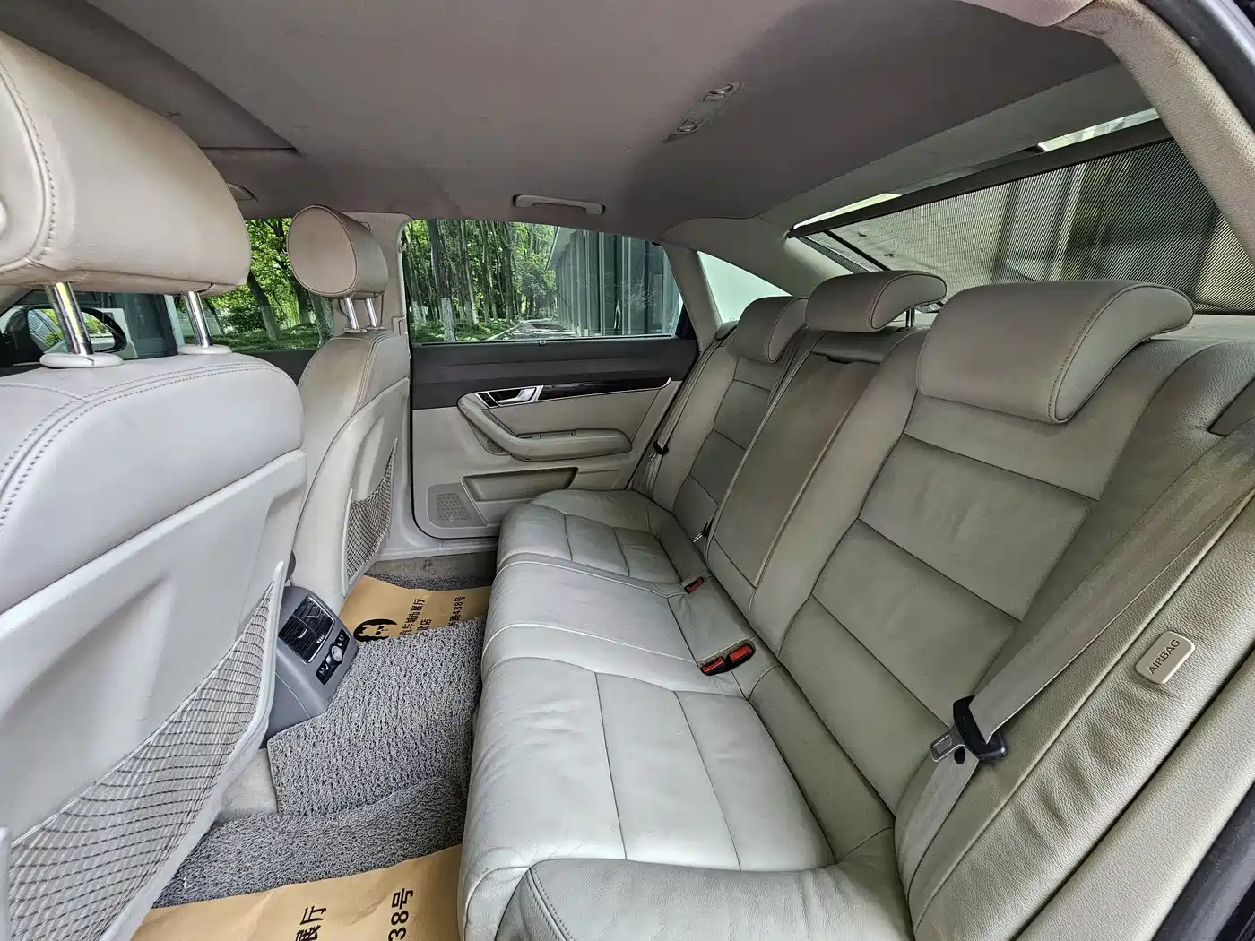 Audi A6L 2010 2.0 TFSI Automatic Standard фото 8