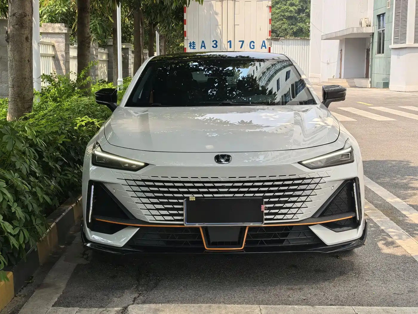 CHANGAN UNI-V