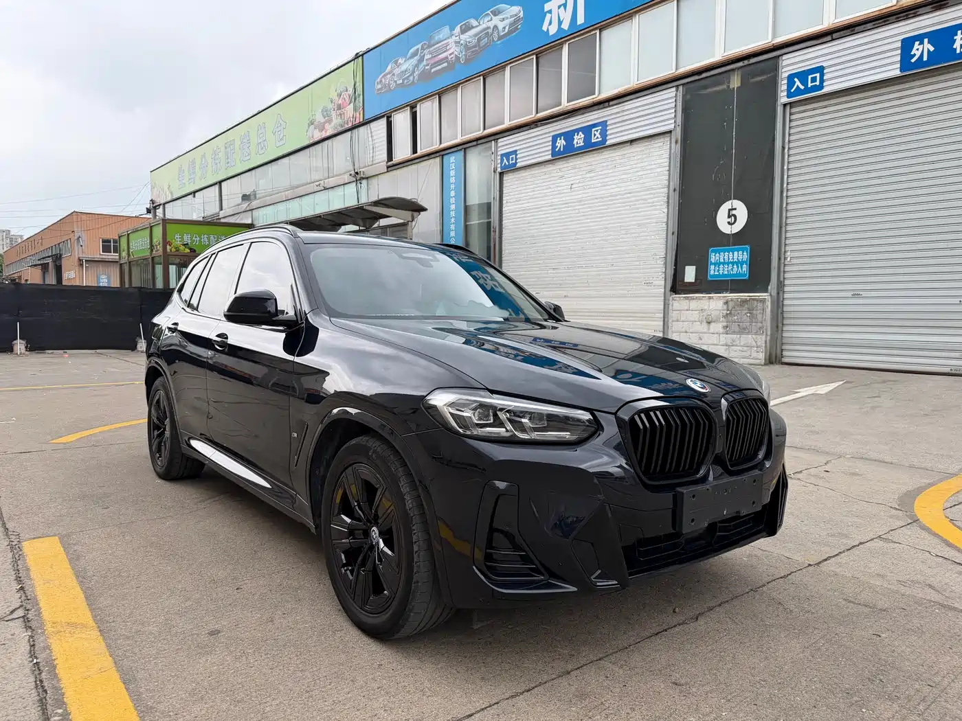 BMW iX3 2023 Leading Type фото 3