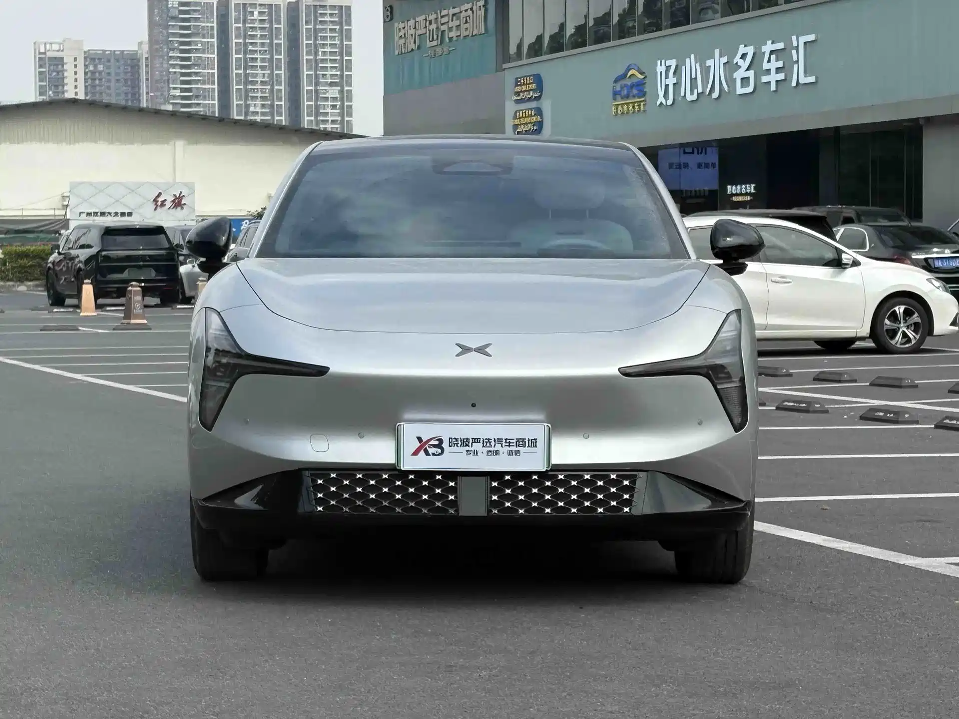 Фото 2 - XPeng MONA SUV
