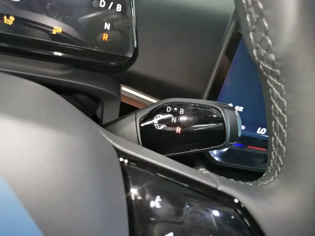 Volkswagen Unique 06 2026 2025 Pure
