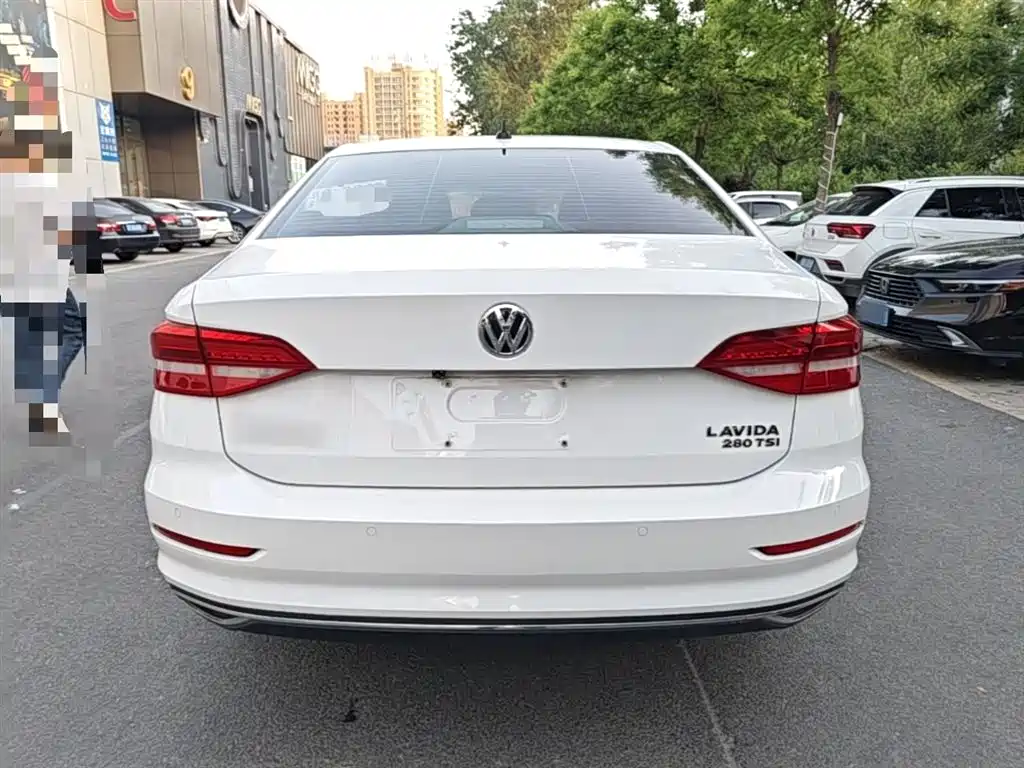 Volkswagen Lavida 2018 280TSI DSG Comfort Edition China V фото 6