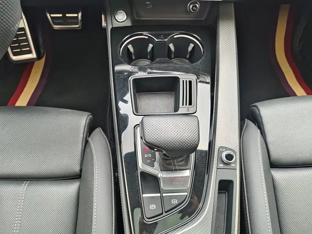 Audi A4L 2024 40 TFSI quattro RS Kit Speed Edition фото 11