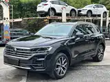 Фото 1 - Volkswagen Touareg
