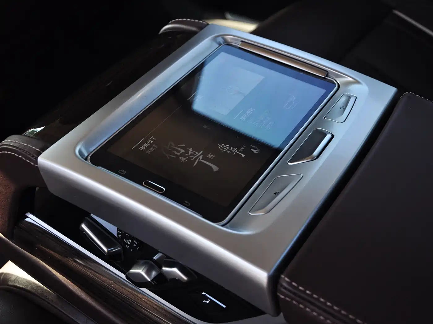 BMW 7 Series 2019 730Li Luxury Package фото 15