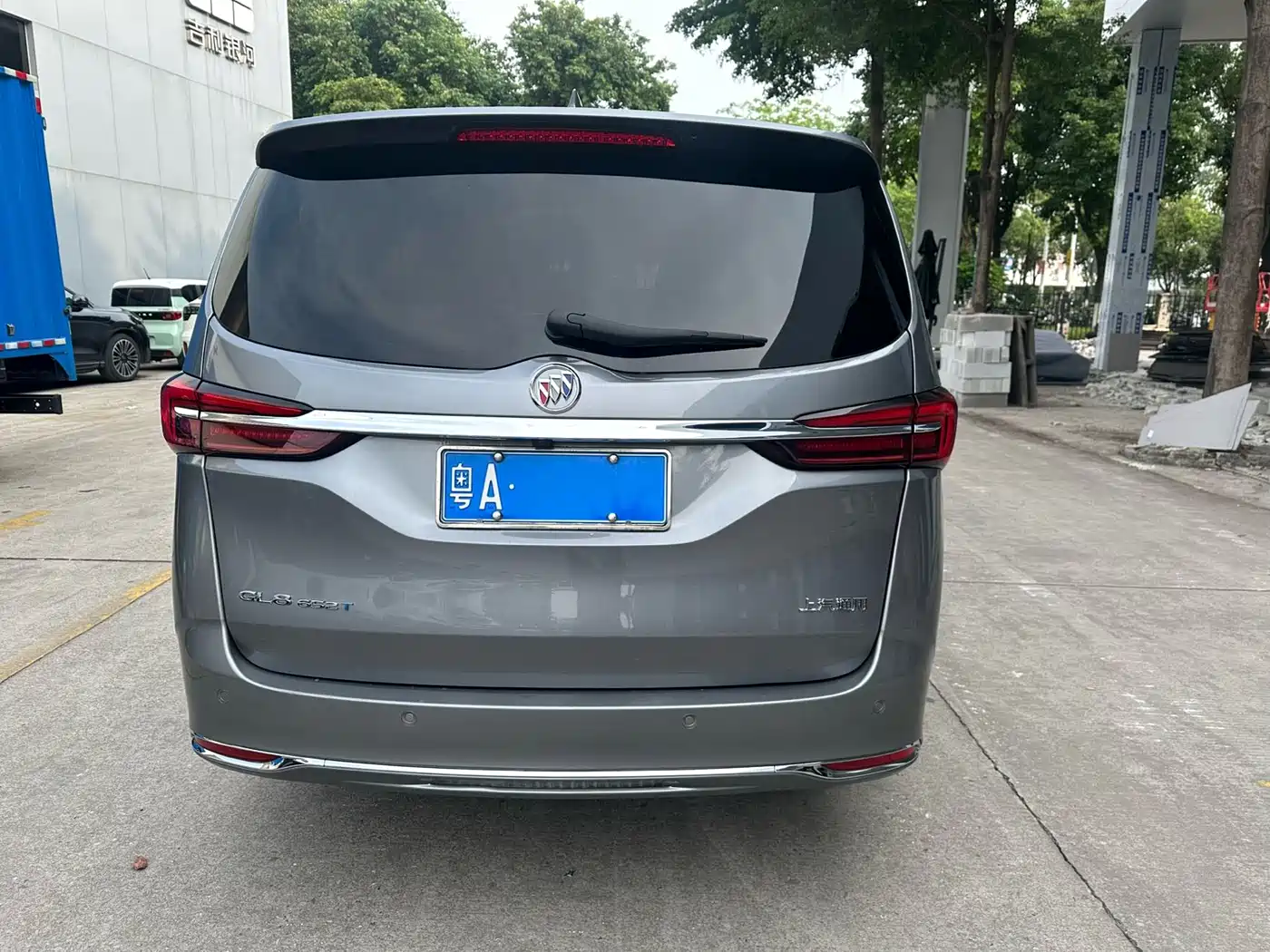 BUICK GL8