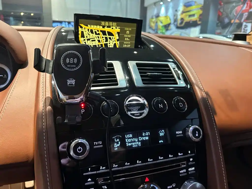Aston Martin Rapide 2012 2010 6.0L