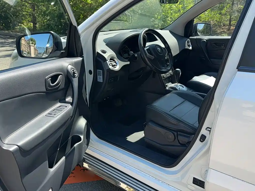 Renault Koleos (Import) 2015 2014 Facelift 2.0L 2WD Smart Edition
