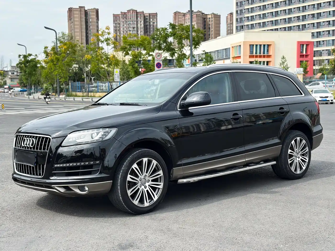 Audi Q7 2012 3.0 TFSI Technology (200kW)