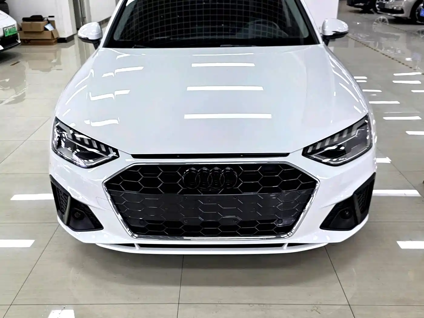 Audi A4L 2021 40 TFSI Premium Life Edition фото 2