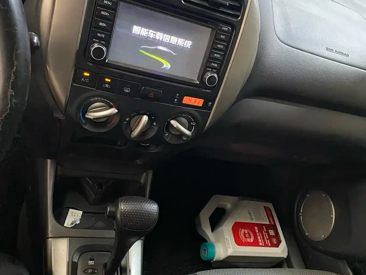 Toyota RAV4 (Import) 2004 2004 Model 2.0 5-Door