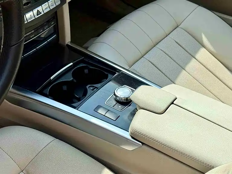 Mercedes-Benz E-Class 2015 E 260 L Sport фото 10