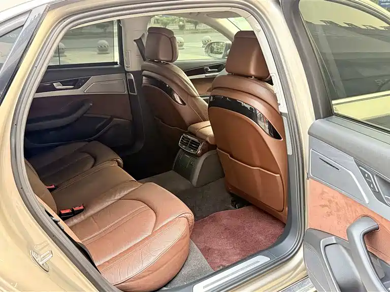 Audi A8 2013 A8L 45 TFSI quattro Comfort фото 18