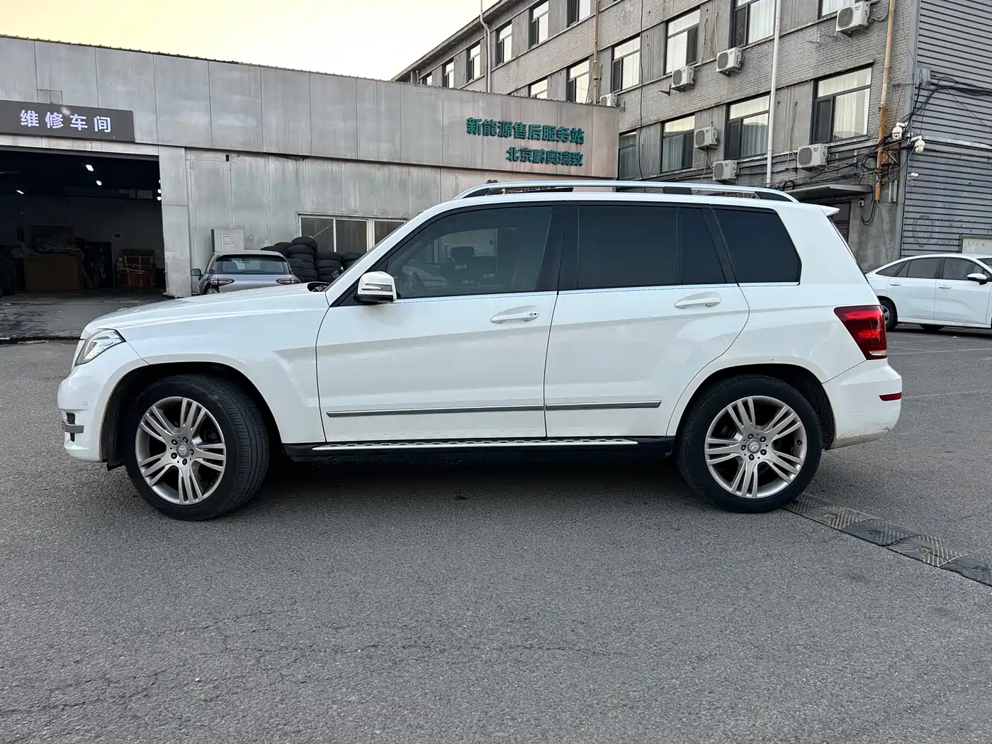 Mercedes-Benz GLK-Class 2013 GLK 300 4MATIC Fashion фото 4