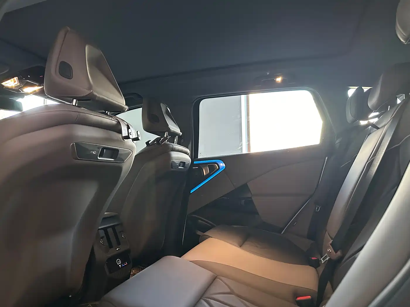 BMW X3 2025 xDrive30L Premium M Sport Package фото 8