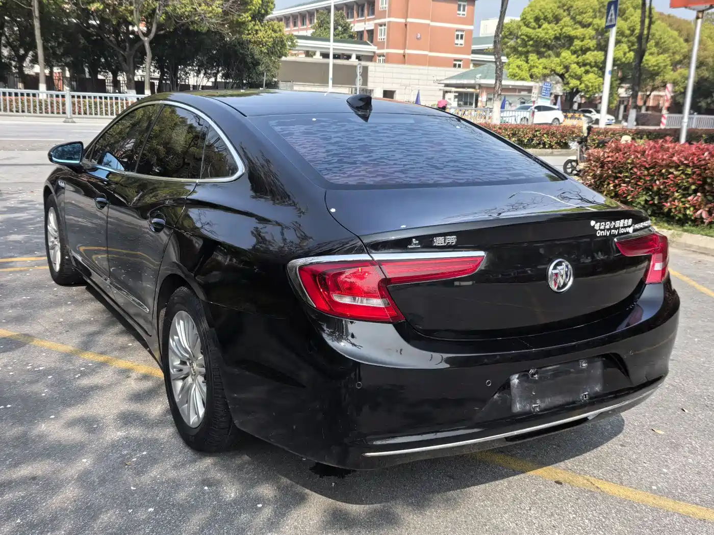 BUICK LACROSSE