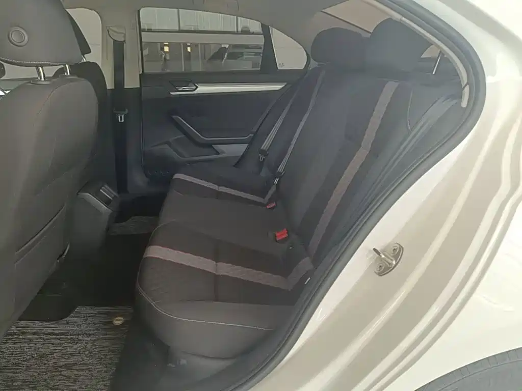 Volkswagen Lamando, миниатюра 17