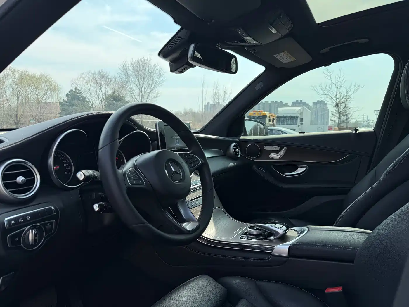 Mercedes-Benz GLC 2018 GLC 300 4MATIC Dynamic фото 7