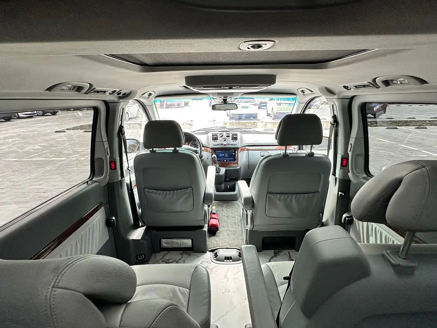 Mercedes-Benz Viano (Import) 2006 Viano 3.2L фото 8
