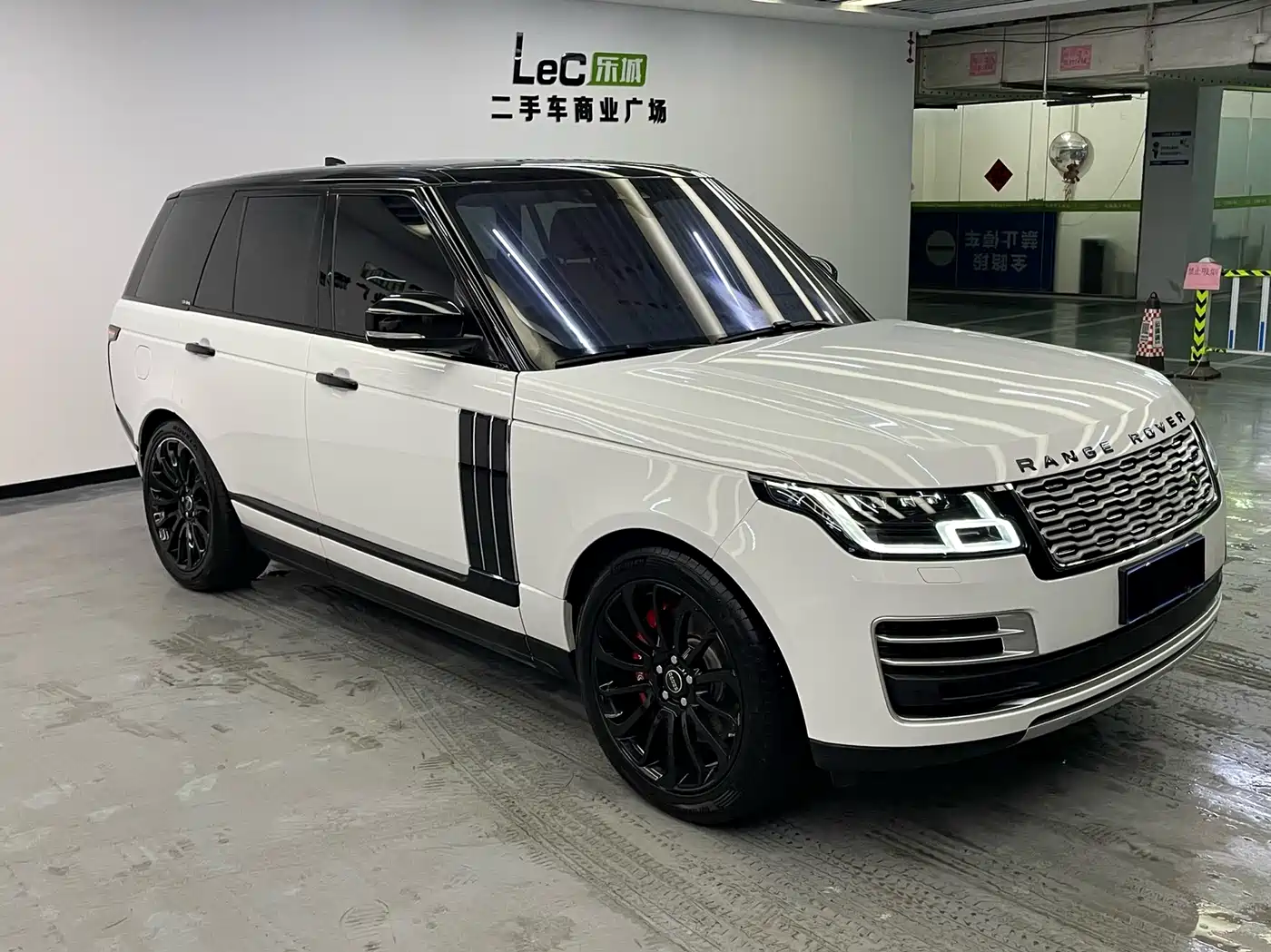 Land Rover Range Rover 2017 3.0 SC V6 Vogue фото 3