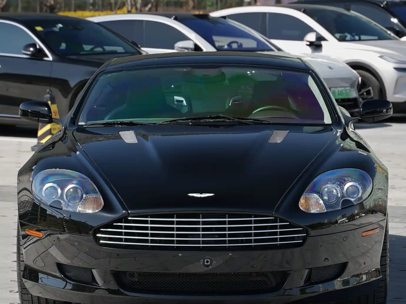 Aston Martin DB9 2009 2007 6.0L Touchtronic Coupe