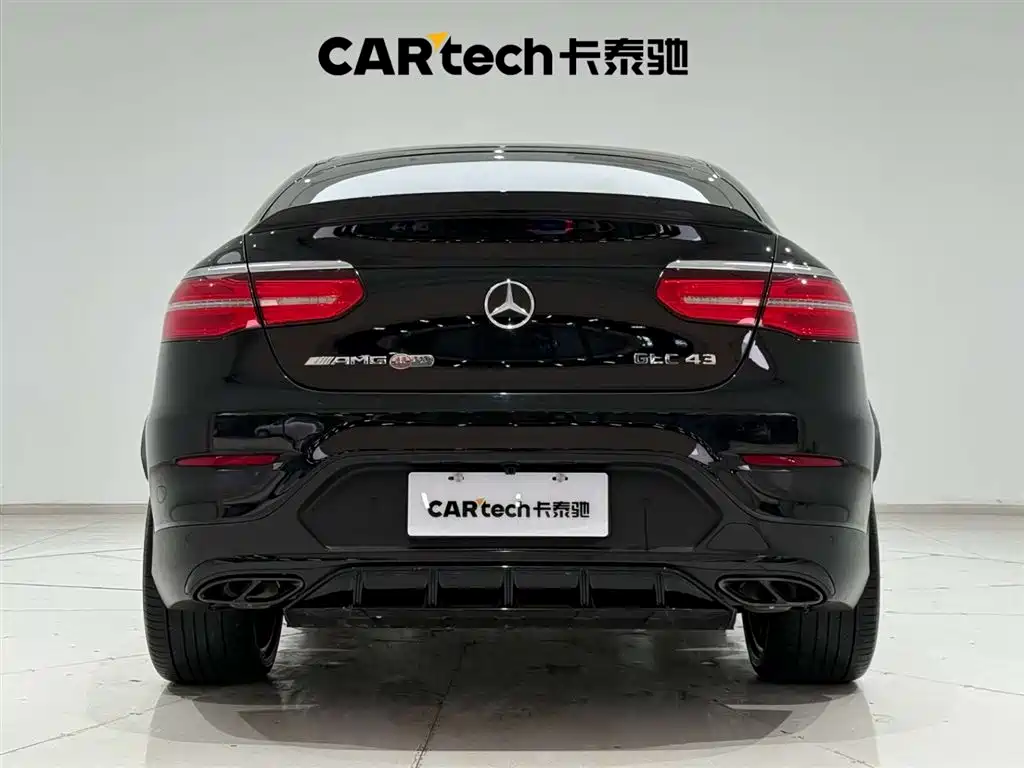 Mercedes-Benz GLC Coupe AMG 2017 AMG GLC 43 4MATIC Coupe SUV фото 9