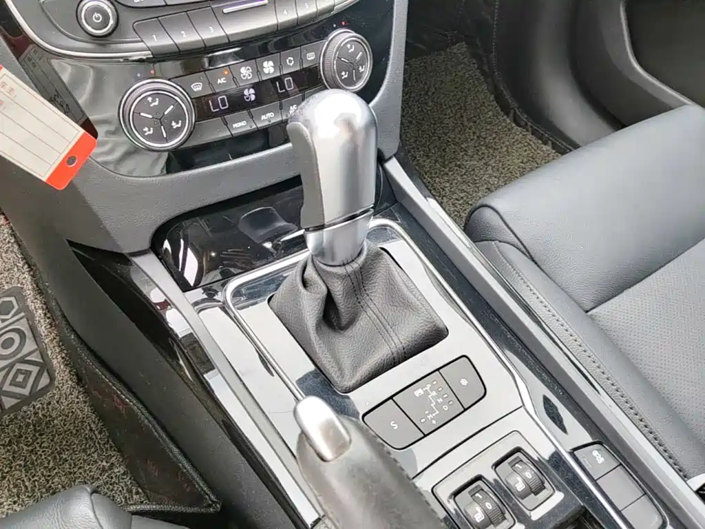 Peugeot 508 2018 2015 2.0L Automatic Zhizhen Edition
