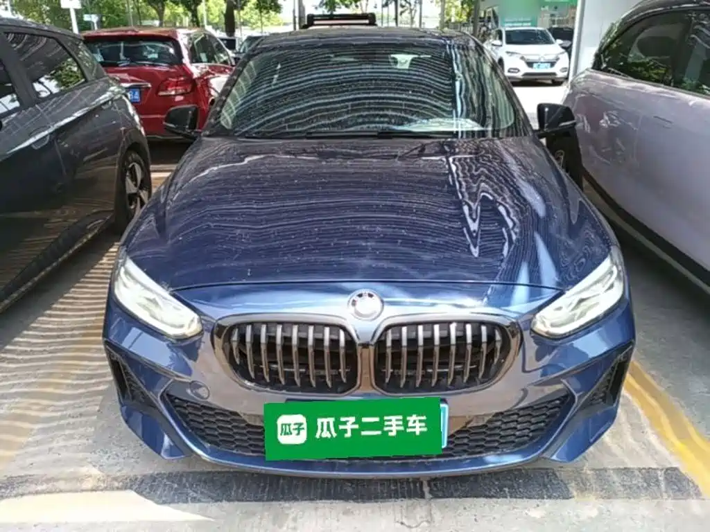 BMW 1-SERIES