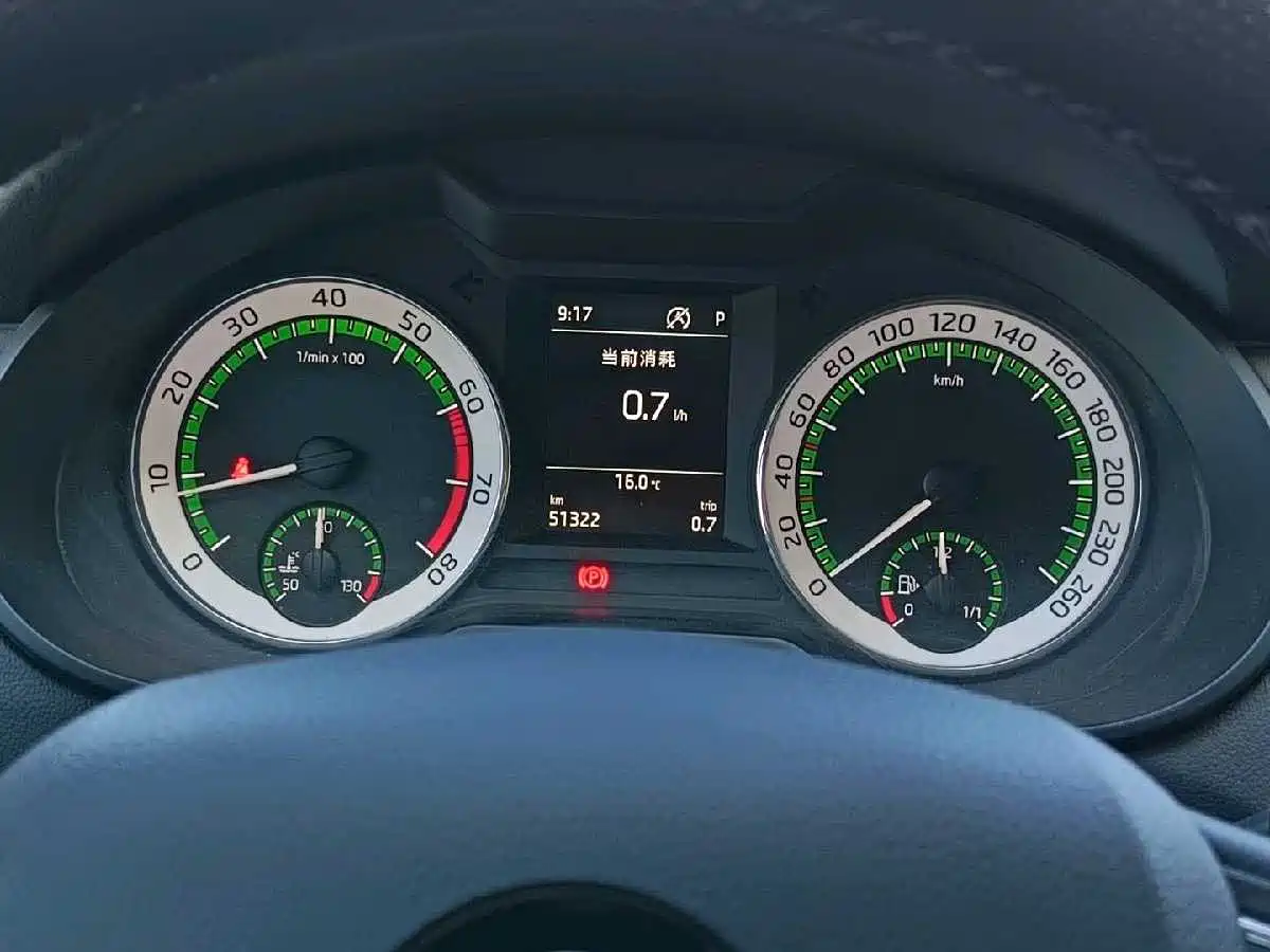 Škoda Octavia 2021 1.5L Automatic Comfort фото 17
