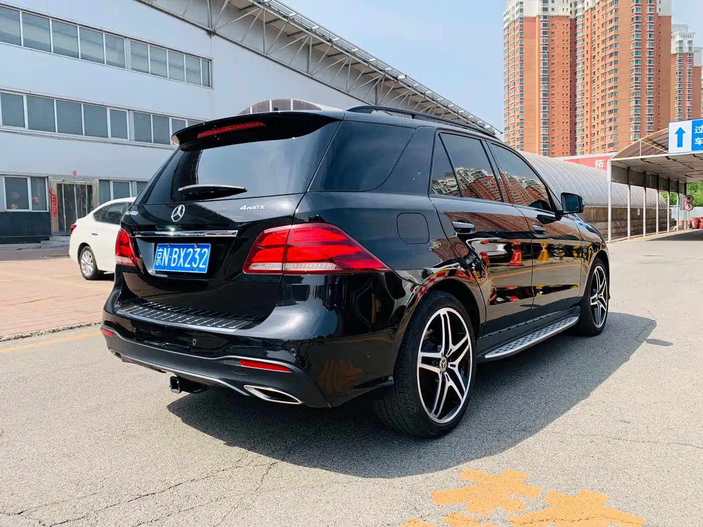 Mercedes-Benz GLE 2018 GLE 400 4MATIC Ultimate Edition фото 13