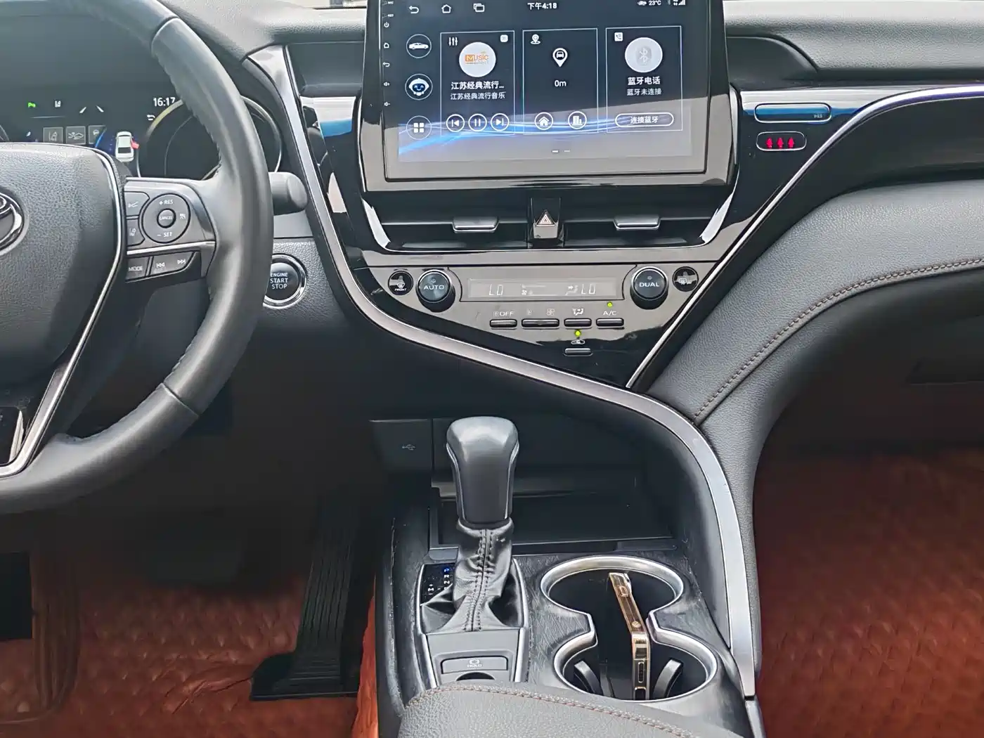 Toyota Camry 2021 2.0G Luxury Edition фото 12