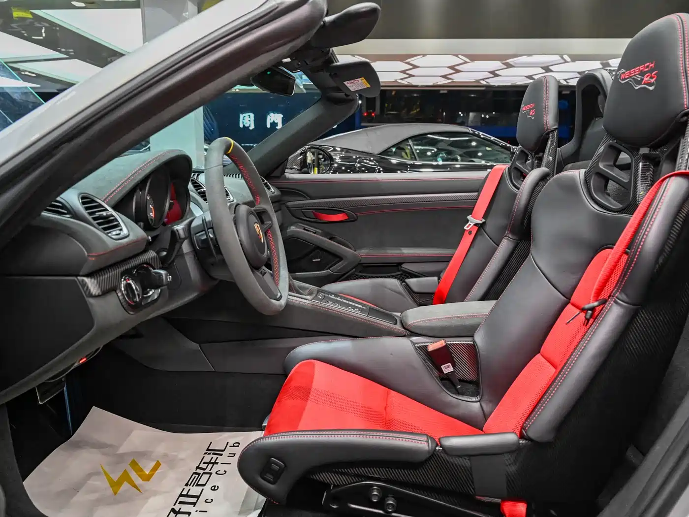 Porsche 718 2023 Spyder RS 4.0L фото 11