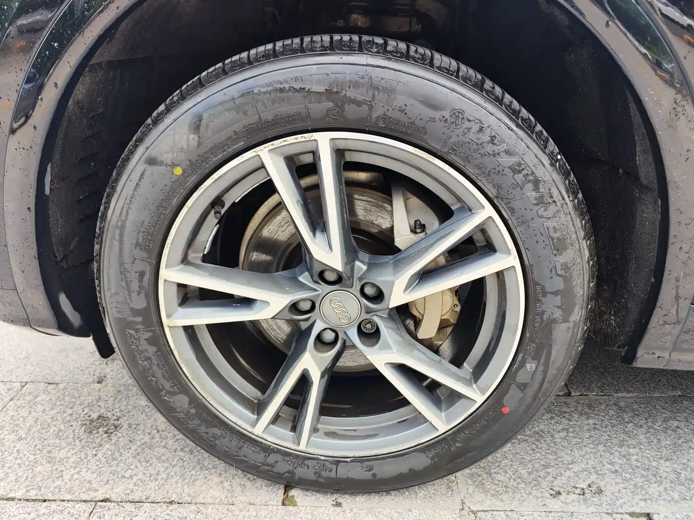 Фото 5 - Audi Q5L