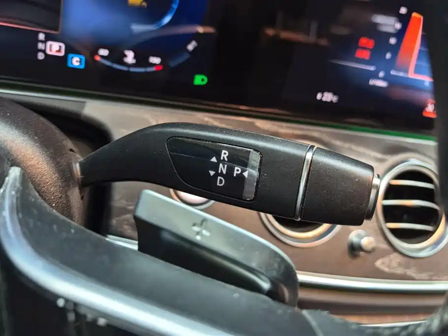 Mercedes-Benz E-Class 2023 Facelift E 300 L Luxury фото 16