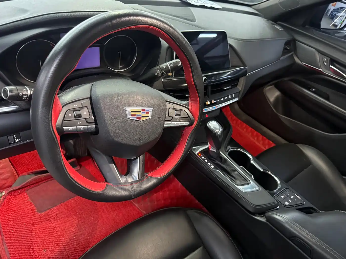 CADILLAC CT4