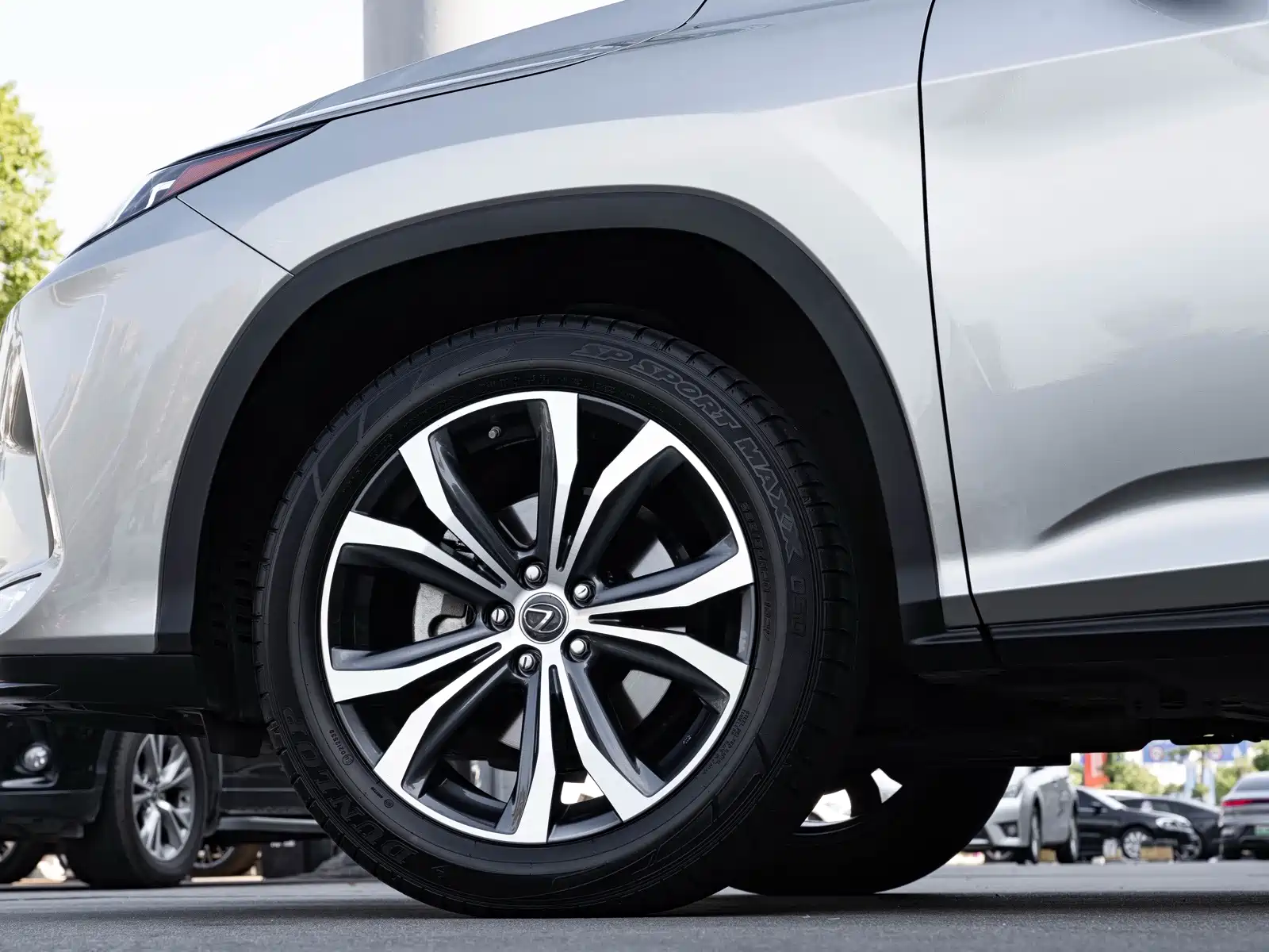 Фото 8 - Lexus RX