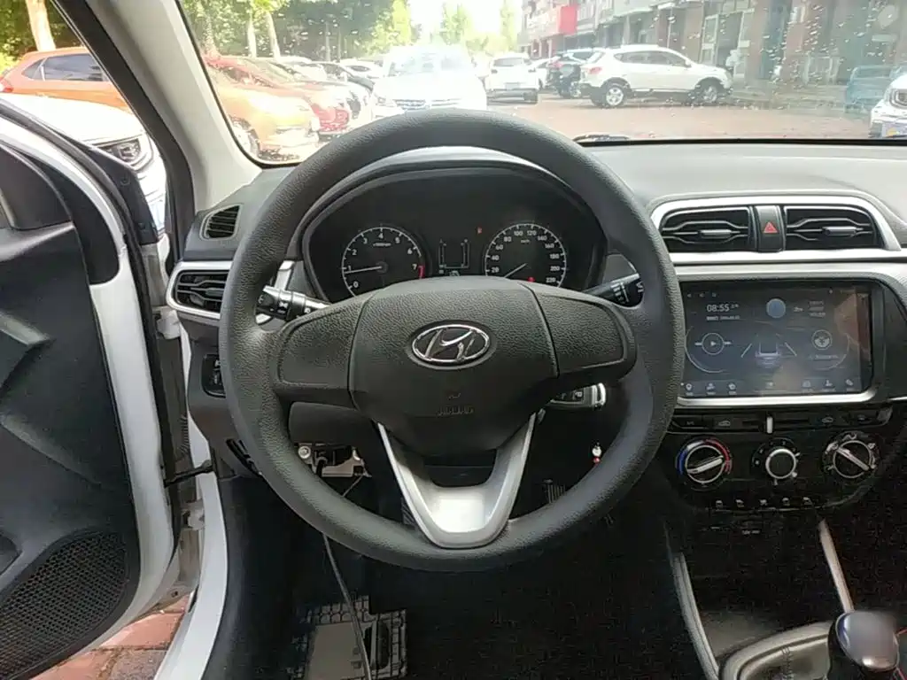 Hyundai Verna 2018 2017 1.4L Manual Color Sunroof Edition (China V)