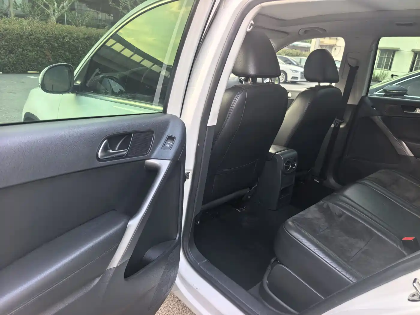Volkswagen Tiguan 2013 2.0TSI Automatic AWD Flagship Edition фото 14