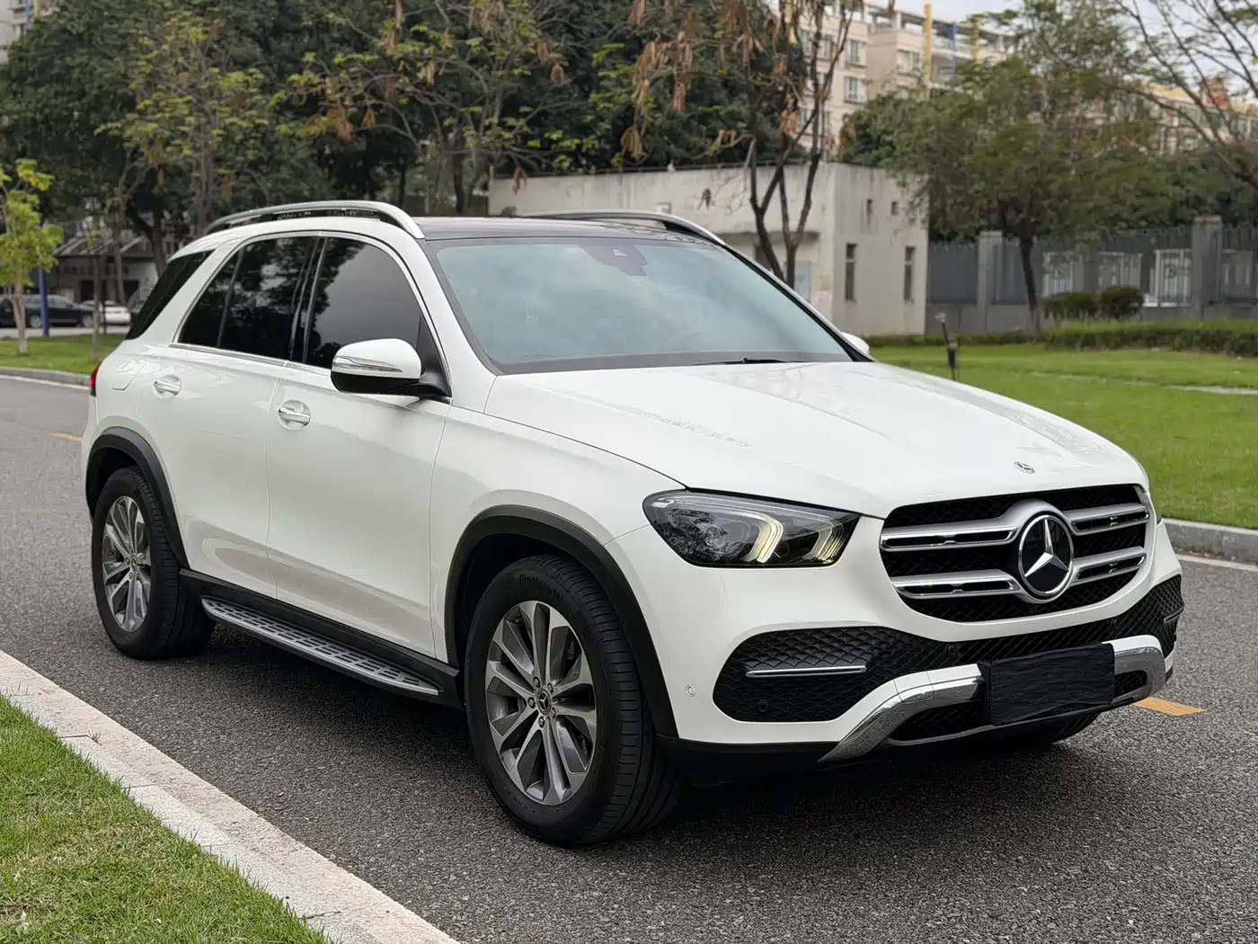 MERCEDES-BENZ GLE