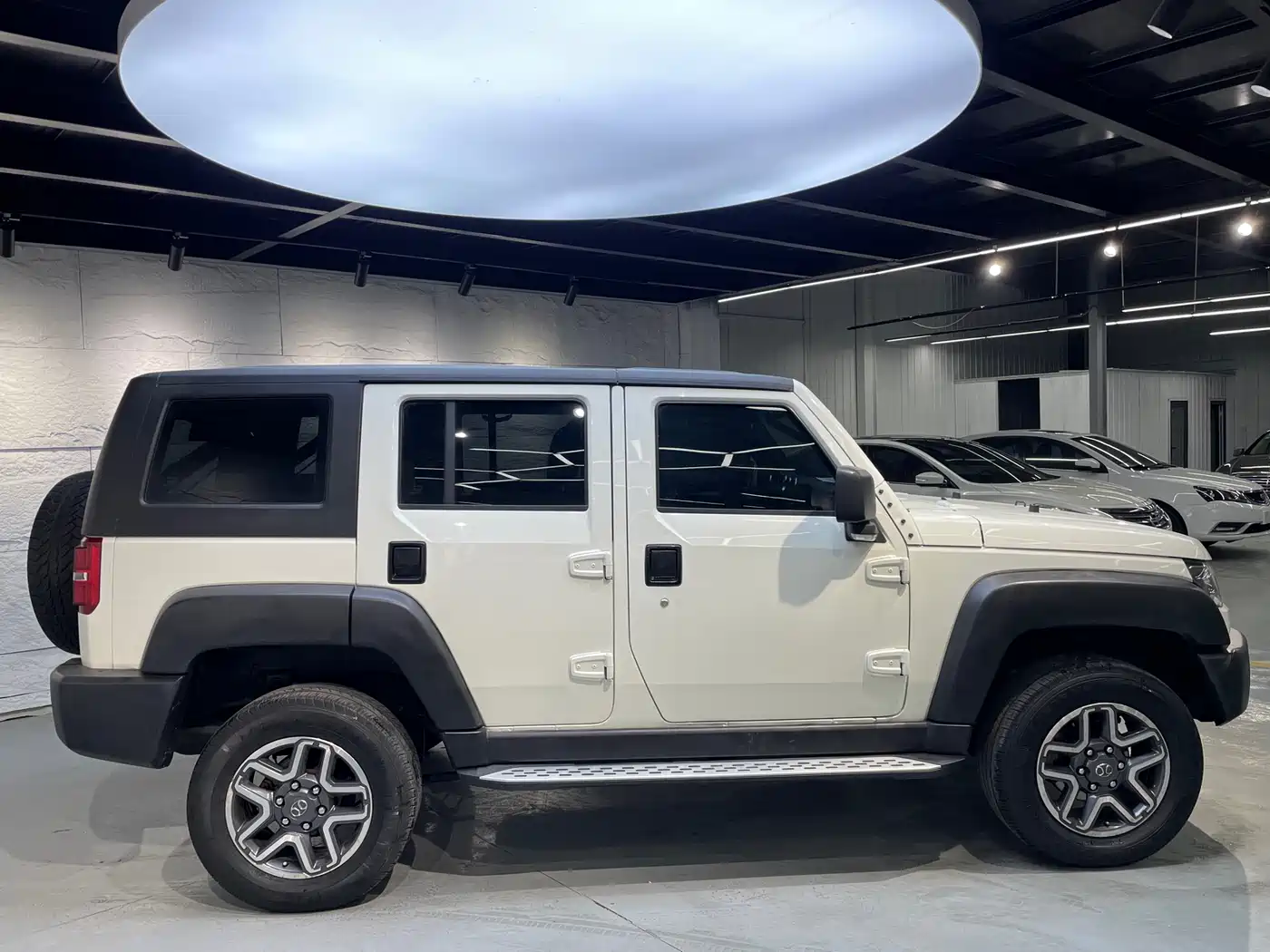 BAIC ORV Beijing Offroad BJ40 2017 40L 2.3T Automatic 4WD China Rally Champion Edition фото 4